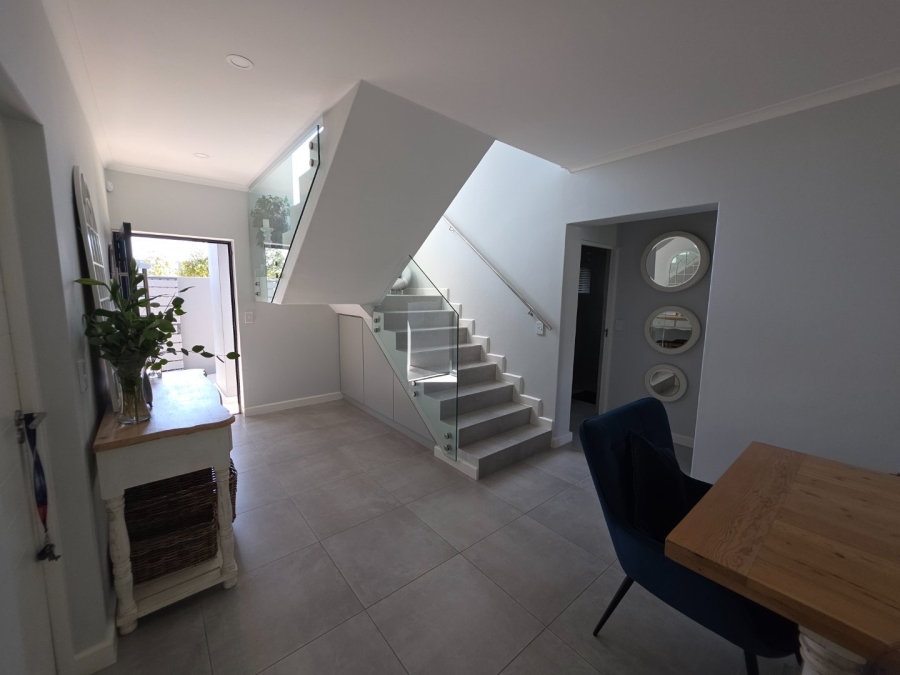 4 Bedroom Property for Sale in Sandown Western Cape